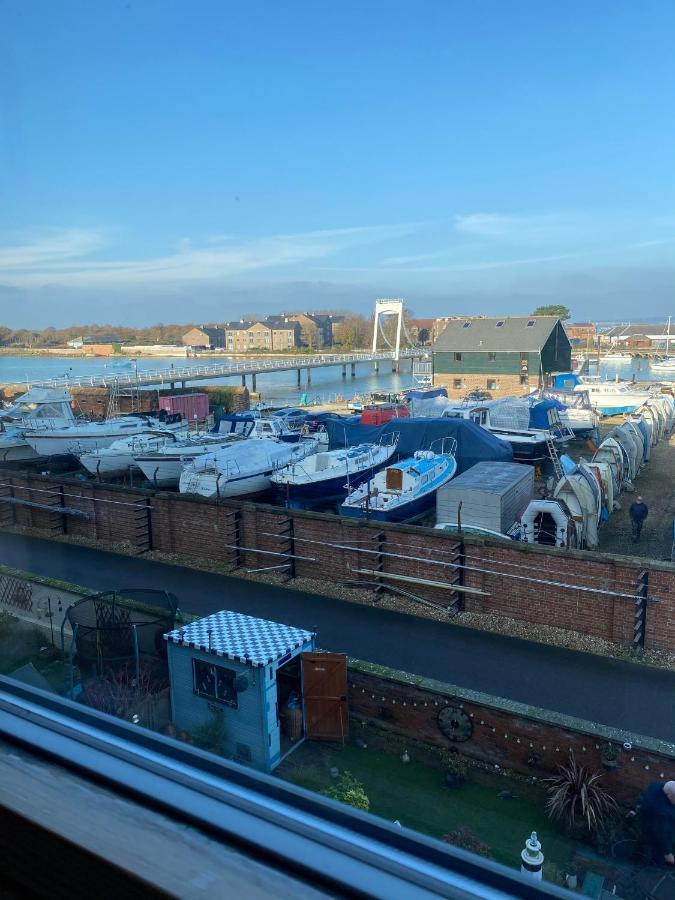 Stunning Marina Apartment Gosport Portsmouth Dış mekan fotoğraf