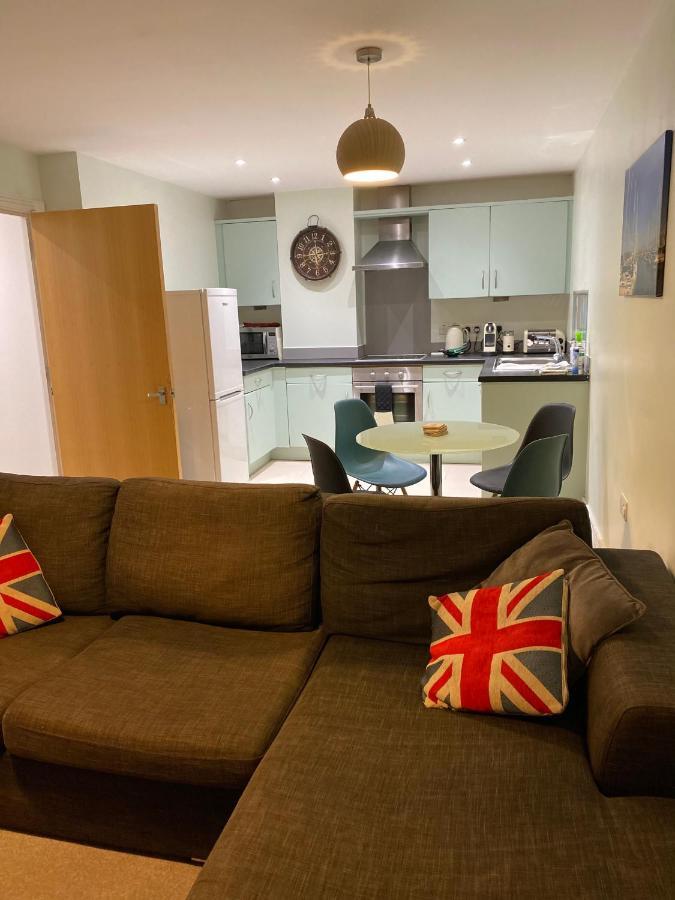 Stunning Marina Apartment Gosport Portsmouth Dış mekan fotoğraf
