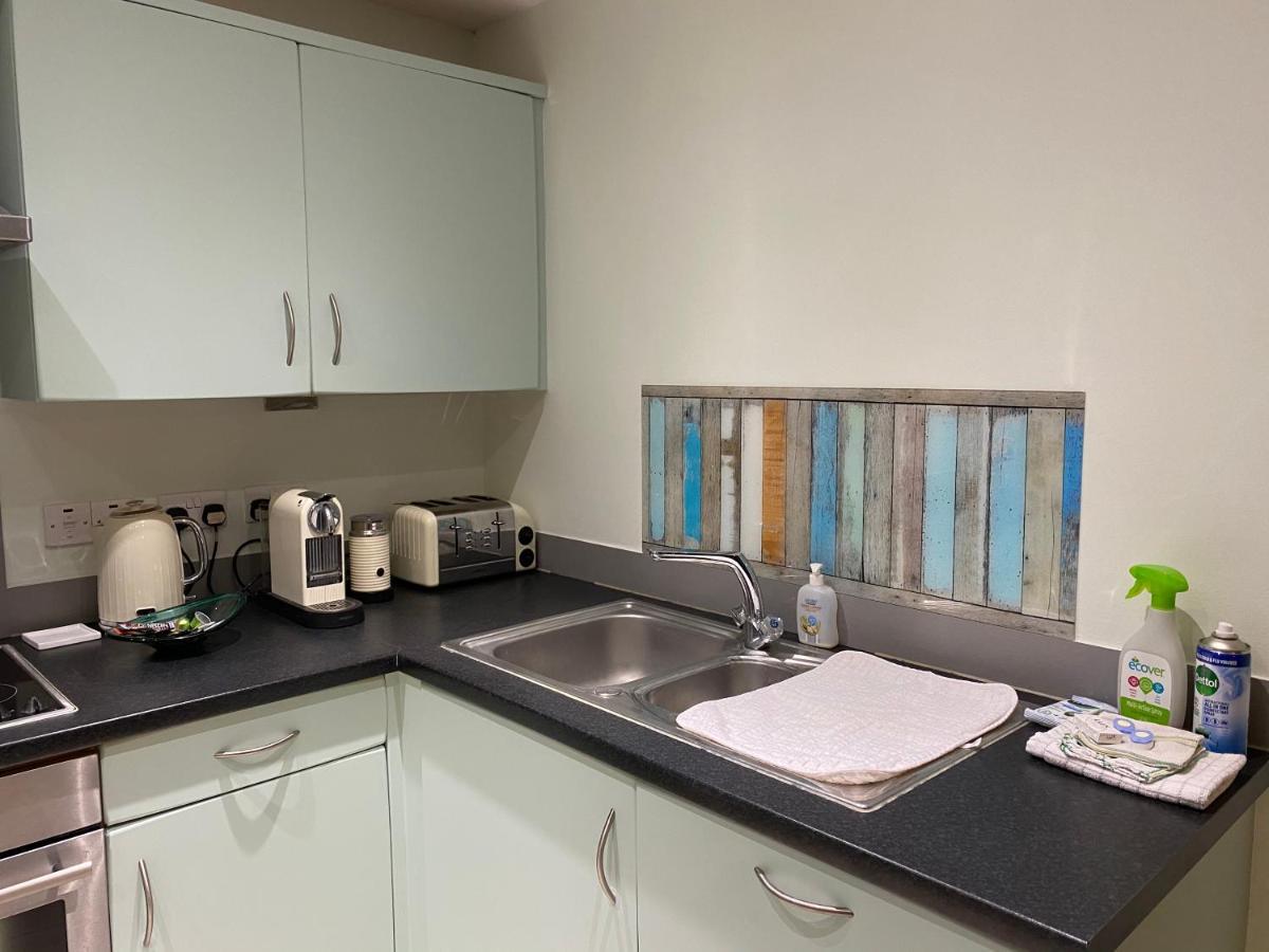 Stunning Marina Apartment Gosport Portsmouth Dış mekan fotoğraf