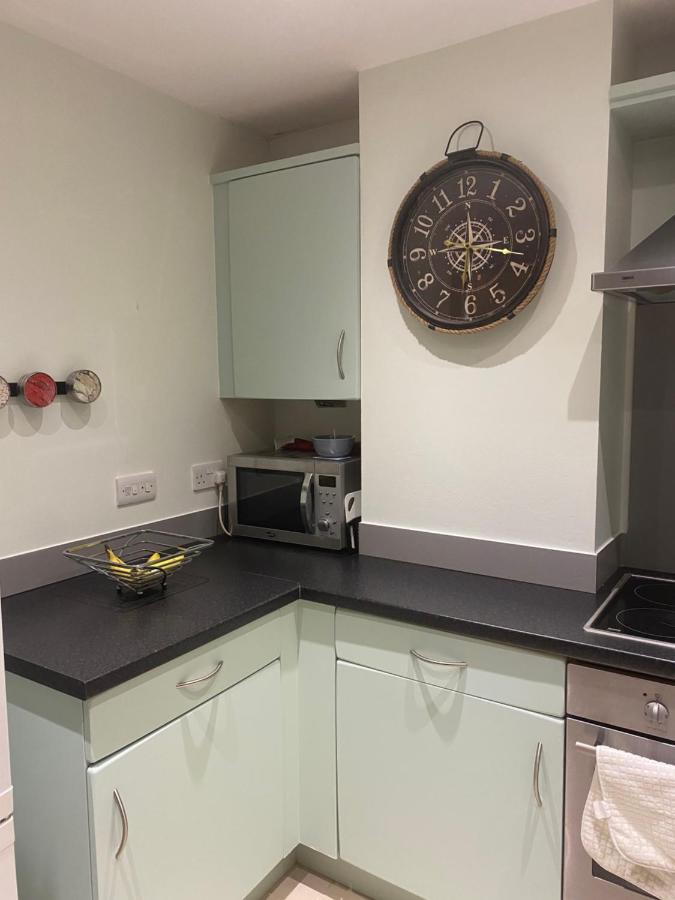 Stunning Marina Apartment Gosport Portsmouth Dış mekan fotoğraf