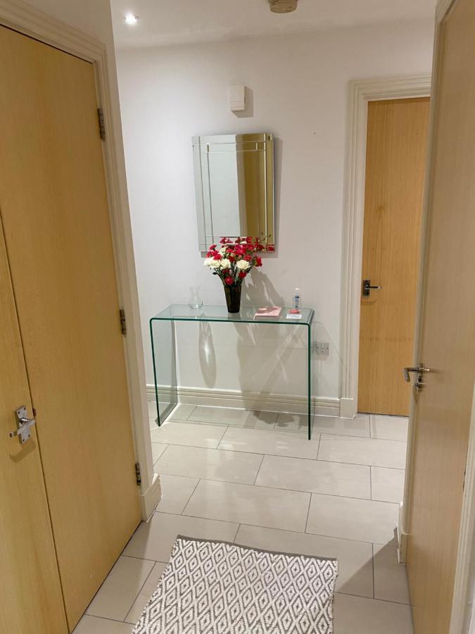 Stunning Marina Apartment Gosport Portsmouth Dış mekan fotoğraf