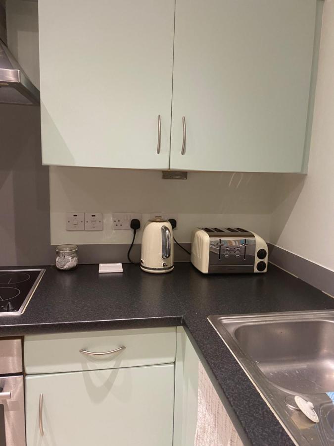 Stunning Marina Apartment Gosport Portsmouth Dış mekan fotoğraf