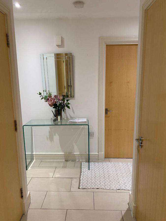 Stunning Marina Apartment Gosport Portsmouth Dış mekan fotoğraf