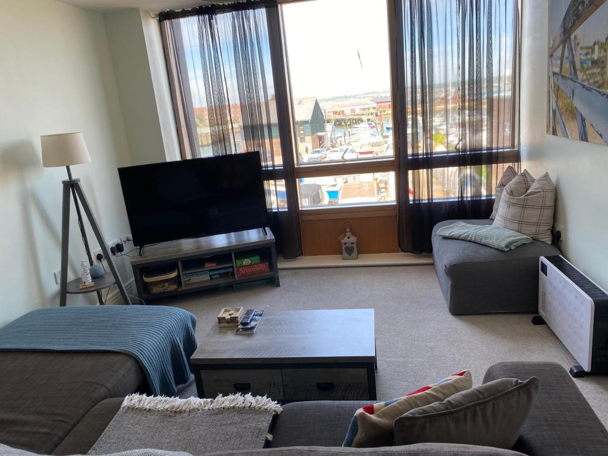 Stunning Marina Apartment Gosport Portsmouth Dış mekan fotoğraf