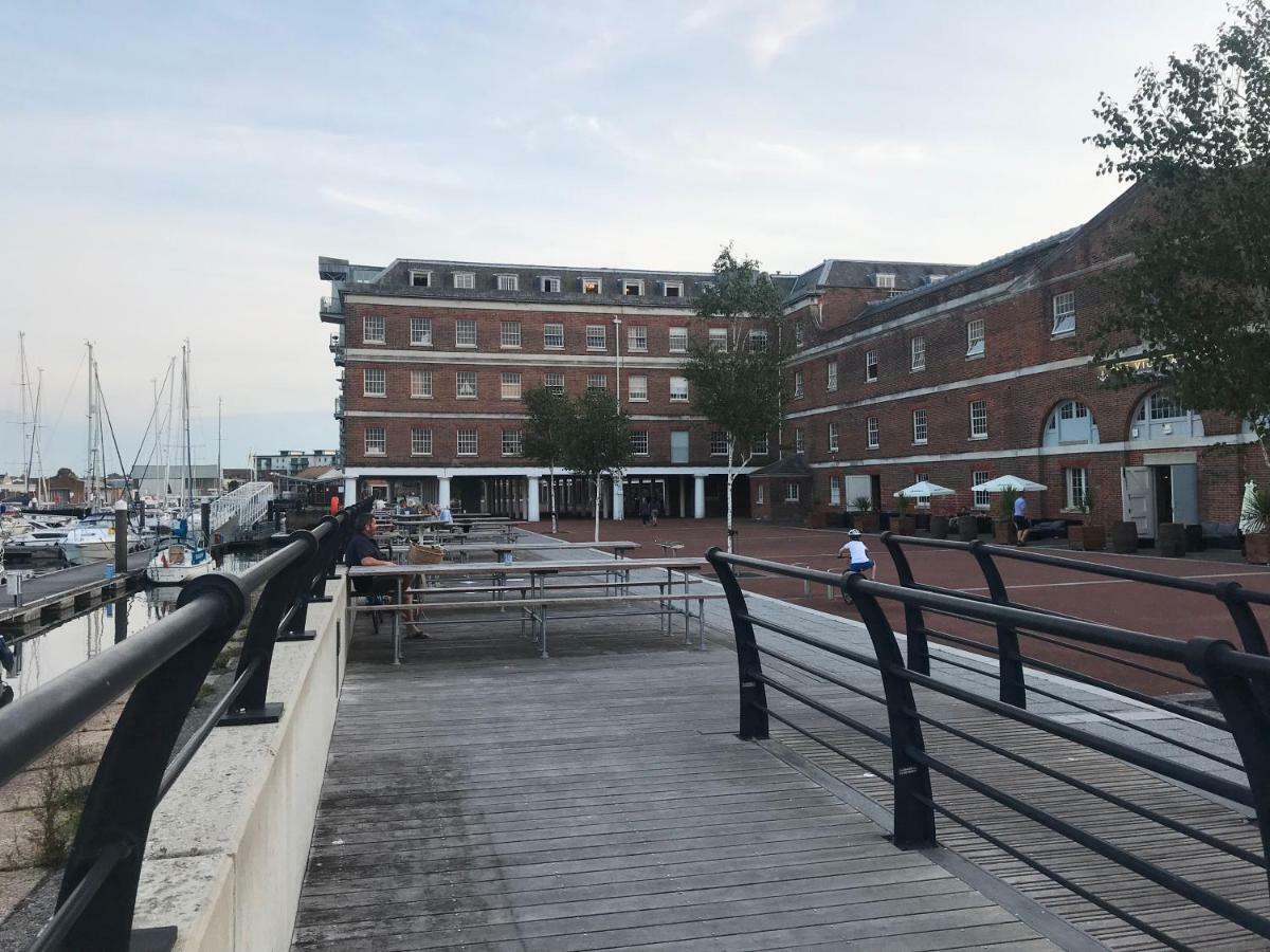Stunning Marina Apartment Gosport Portsmouth Dış mekan fotoğraf